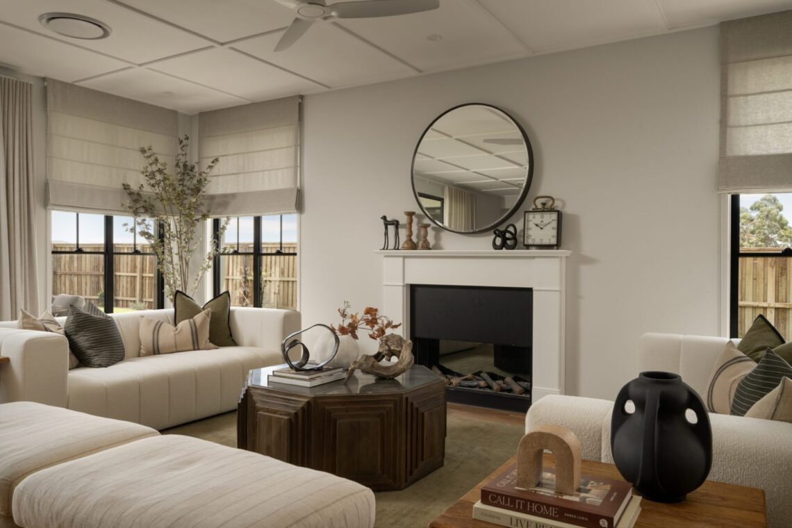 Living room in a Bold Living acreage home